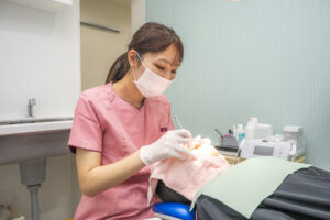 ②患者さまごとに担当の歯科衛生士が対応